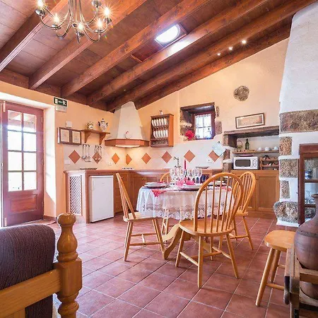 El Picacho In The Countryside 2 Km From The Apartment