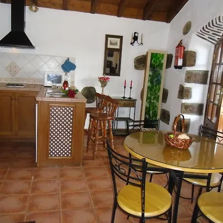 Apartment El Picacho In The Countryside 2 Km From The Tejina